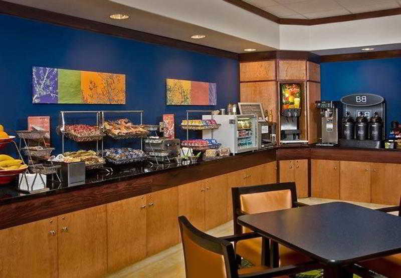 Fairfield Inn And Suites By Marriott Seymour Eksteriør bilde